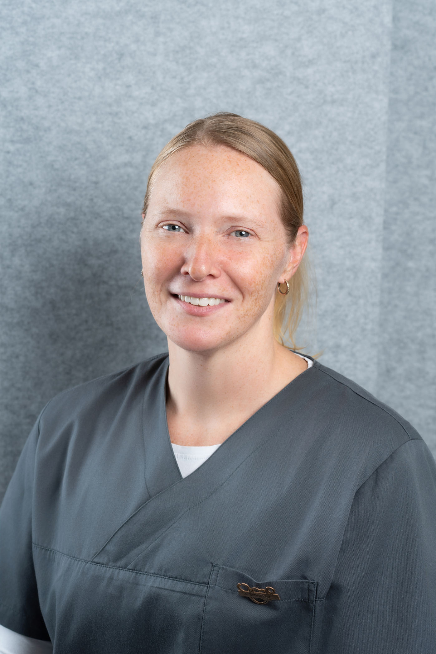 Frau Annemarie Schneider Frau Annemarie Schneider