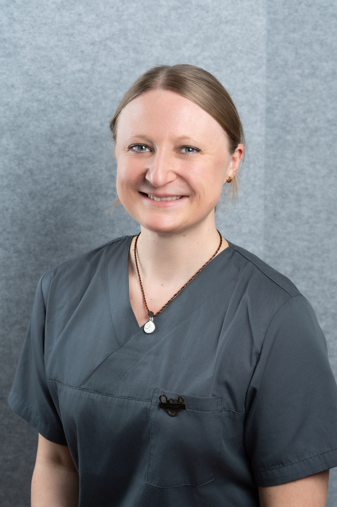 Frau Veronika Maier Frau Veronika Maier